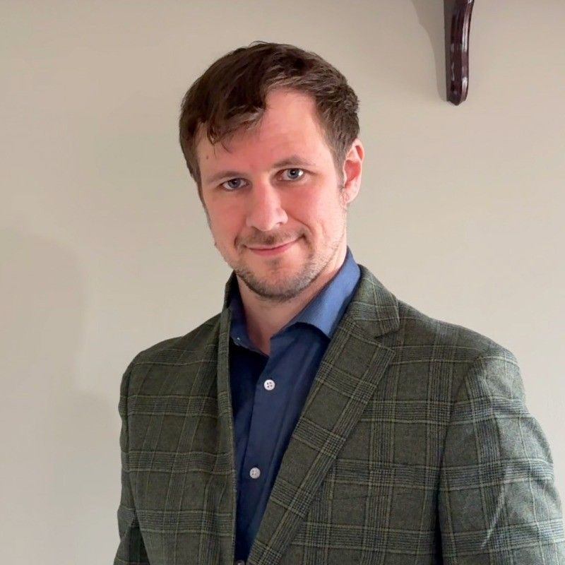 Dan Johns headshot